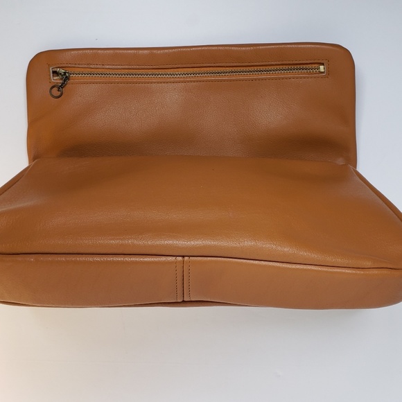 Margolin Vintage Stylish Flap Over Leather Clutch - Picture 3 of 8